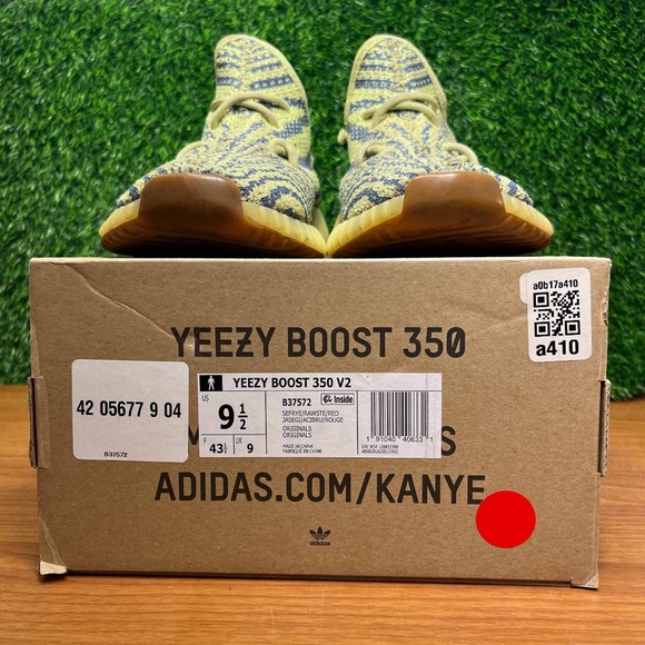 Adidas Yeezy Boost 350 V2 Semi Frozen Yellow - Picture 8 of 14